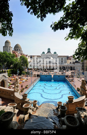 Überblick über das Gellertbad in Budapest Ungarn Stockfoto