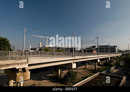 Nottingham Straßenbahn Viadukt Ansatz Bahnhof Straße Terminus am Hauptbahnhof nottingham Stockfoto