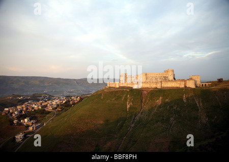 Sonnenuntergang an der Kreuzritterburg Krak des Chevaliers, Syrien Stockfoto