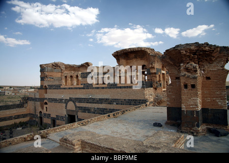 Römische Ruinen von Qasr Ibn Wardan-Syrien Stockfoto