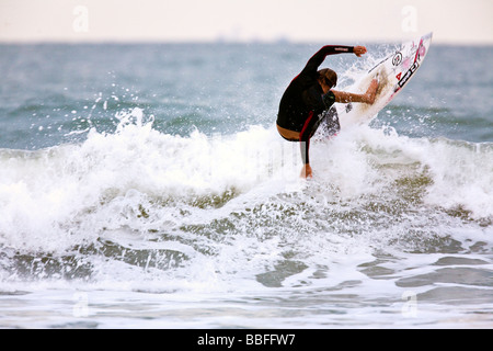 China, Provinz Zejiang, Zhoushan Insel, Surfen, Francesco Palattella (ITA) Stockfoto