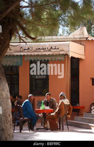 Afrika, Nordafrika, Marokko, Atlas Gebirge, Dades Tal El-Kalaa M Gouna, Restaurant Stockfoto