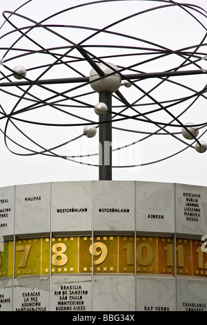 Die berühmten Weltzeituhr Weltzeituhr am Alexanderplatz-Platz, Berlin, Deutschland, Europa Stockfoto