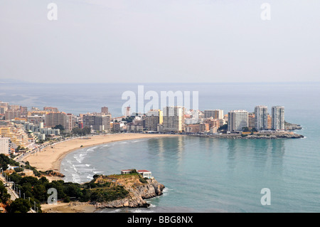 Blick auf die Stadt, Playa De La Concha Strand, Wolkenkratzer, Oropesa del Mar, Benicasim, Castellon, Valencia, Spanien, Europa Stockfoto