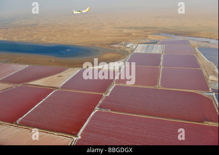 Saline in der Nähe von Walvis Bay, Luftbild, Namibia, Afrika Stockfoto