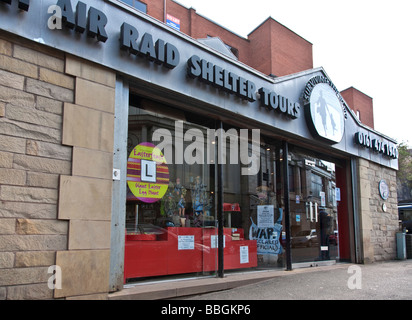 Außenansicht Stockport Luftschutzbunker. Stockport, grösseres Manchester, Vereinigtes Königreich. Stockfoto