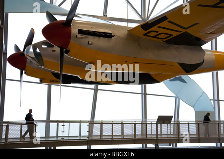 Imperial War Museum in Duxford Cambridge, enthält eine riesige Auswahl an das Welten-Flugzeug und auch eine funktionierende Landebahn, England Stockfoto