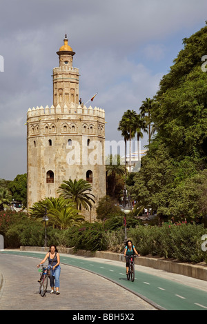 Torre del Oro Sevilla Andalusien España Torre del Oro Sevilla Andalusien Spanien Stockfoto