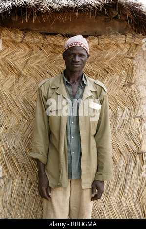 Arbeiter auf der Kolanjeba Baumwolle-Biohof in der Nähe des Dorfes Djembala in Mali, Westafrika. Porträt von Bareme Kone Stockfoto