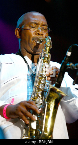 Sipho Hotstix Mabuse führt bei der 4. jährlichen MTN ist unterhaltsam über 25 000 lokale und internationale jazz-Liebhaber und fans Stockfoto