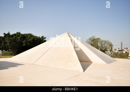 Israel Tel Aviv Wolfson Park weiße Stadt Statue Stockfoto