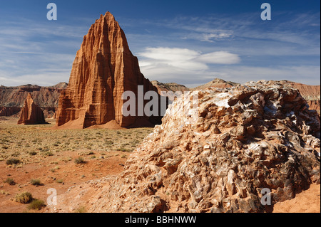 Tempel der Sonne und der Tempel des Mondes Capitol Reef Nationalpark Utah USA Stockfoto