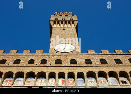 Berühmte Uhr Turm von Pallazzo Vecchio oder Palazzo Vecchio auf der Piazza della Signoria, Florenz, Italien Stockfoto