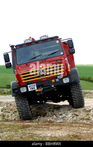 Unimog verwendet von der "Feuerwehr" Großbritannien UK Stockfoto