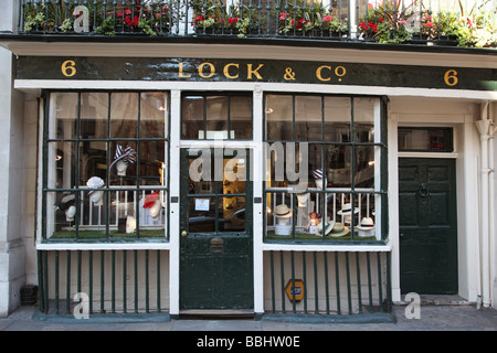 Hut Shop James Lock Co unter Nummer 6 St James s Street London Stockfoto