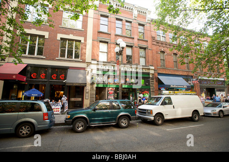 Bars und Restaurants in der Umgebung von Pioneer Square, Seattle WA, USA Stockfoto