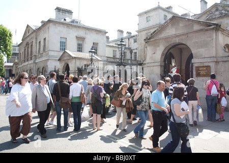 Touristen - Horse Guards Parade - Whitehall - London Stockfoto