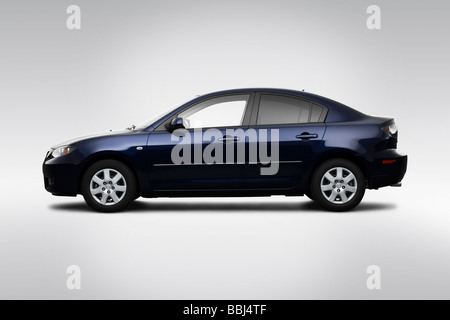 2009 Mazda MAZDA3 Sport blau - Fahrer Seitenprofil Stockfoto