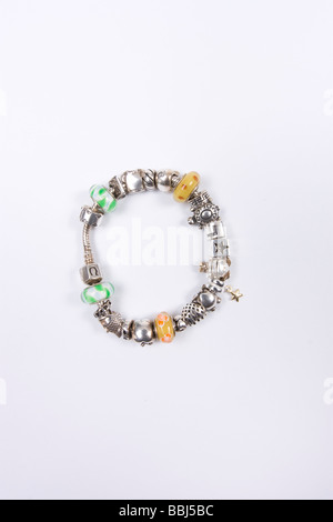 Chamilia Sterling Silberarmband mit vielen Ale Charme Stockfoto