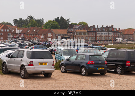 Blick vom Parkplatz Blakeney Zeitpunkt Blakeney North Norfolk Uk mit Blick auf den Hafen Stockfoto