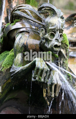 Eines der vier Winde von Noah und der vier Winde Brunnen Skulptur im Zoo von Chester, Cheshire, UK Stockfoto