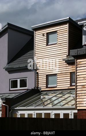 Moderne zeitgenössische Gehäuse und Wintergarten Architektur Stockfoto
