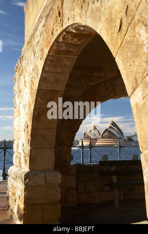 Stone Torbogen Milsons Point und Sydney Opera House Sydney New South Wales Australien Stockfoto