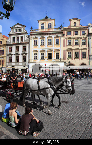 Tschechische Republik Prag Altstädter Ring Pferdekutsche Stockfoto