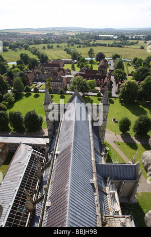 Ansicht von Salisbury aus der Turm der Kathedrale von Salisbury, Wiltshire, England Stockfoto