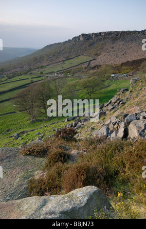 Am späten Abend am Baslow Rand, mit Blick auf Curbar Stockfoto