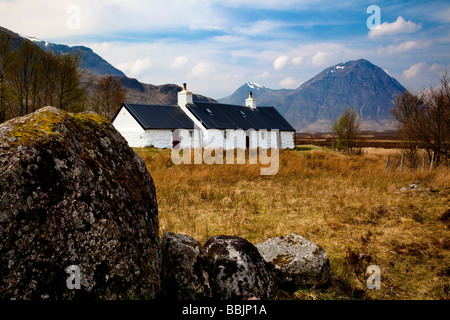 Black Rock Cottage und Stob Dearg Buachaille Etive Mor Rannock Moor Glencoe Schottland Stockfoto