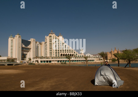 Ein Zelt vor Hotel in Eilat Seeküste Südisrael Stockfoto