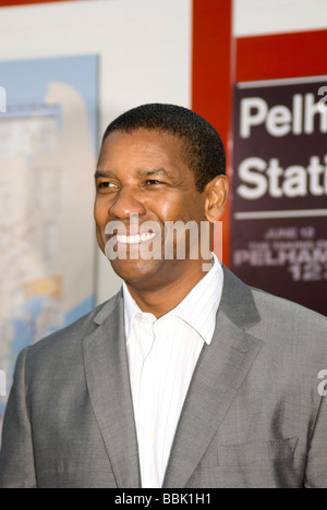 LOS ANGELES - Juni 4: Denzel Washington kommt bei der "Einnahme der Pelham 123" Premiere in Westwood, Los Angeles, CA am 4. Juni 2 Stockfoto