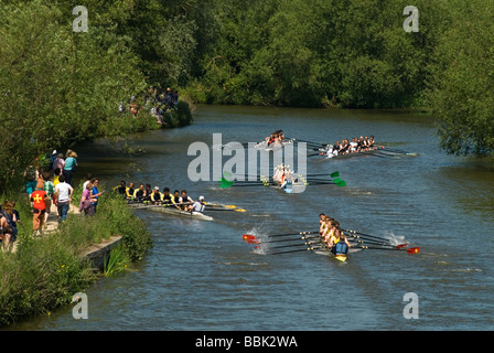 Oxford University Rowing Clubs Achter Woche Ruderrennen auf dem River Isis tatsächlich River Thames in Oxford Oxfordshire 2009 2000s HOMER SYKES Stockfoto