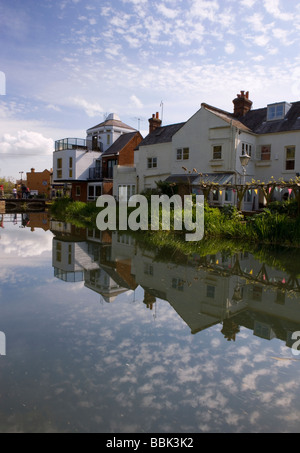 Häuser im Fluss Stour in Canterbury, Kent, UK Stockfoto