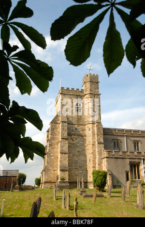 St. Michael und all Angels Church in Waddesdon UK Stockfoto