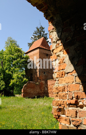 Ruinen der Kreuzritterburg in Szymbark, Woiwodschaft Ermland-Masuren, Polen Stockfoto