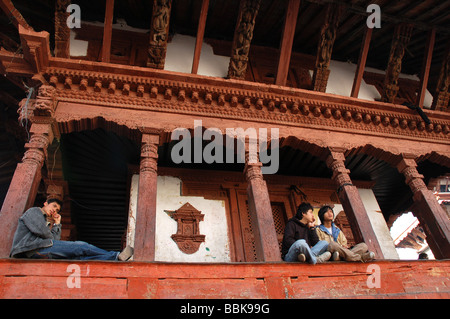 Menschen vor Ort auf den Straßenmärkten in Kathmandu, NEPAL Stockfoto