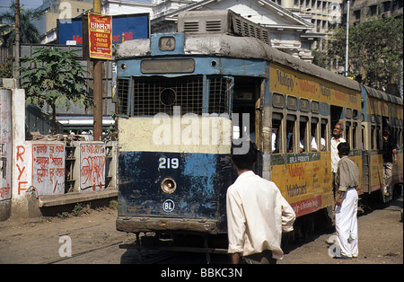 Indien, Kalkutta, jetzt Kolkata, Indien. sehr schlapp Straßenbahn Stockfoto