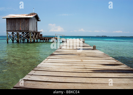 Tobacco Caye Steg Stockfoto