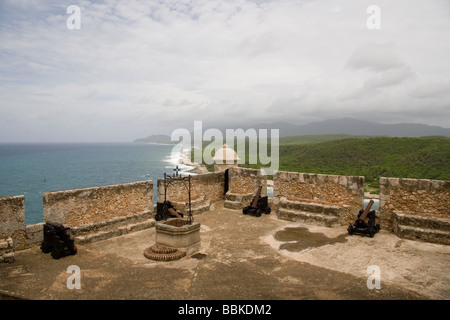 Kanonen und Burgmauer Castillo de San Pedro De La Roca, Santiago De Cuba Stockfoto