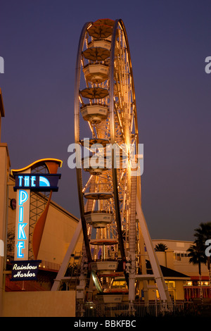 Riesenrad an der Waterfront Center Pike Long Beach California Stockfoto