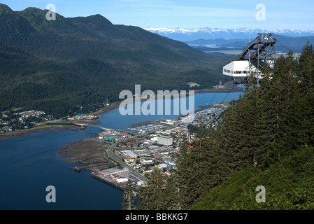 Die Innenstadt von Juneau und Straßenbahn vom Mount Roberts Juneau Alaska USA Stockfoto