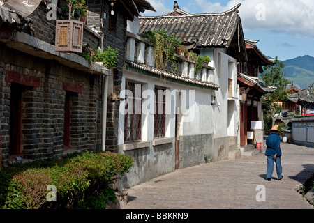 Schöne alte chinesische Gebäude im Stil des Lijiang alte Stadt, Provinz Yunnan, China Stockfoto