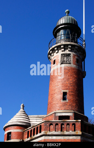 Alter Leuchtturm am Tor zu den Nord-Ostsee-Kanal in Kiel-Holtenau, Holtenau, Kiel, Schleswig-Holstein, Deutschland Stockfoto