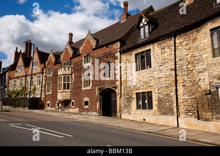 Alte Häuser auf Pottergate Lincoln Stockfoto