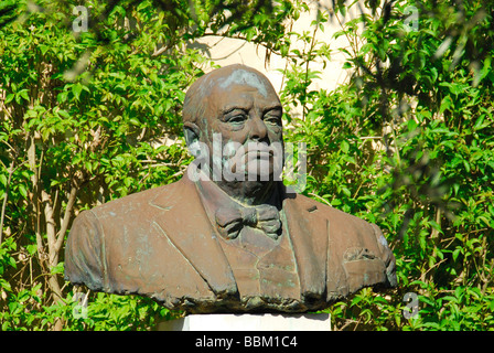 Malta. Büste von Sir Winston Churchill in der Upper Barrakka Gardens, Valletta. 2009. Stockfoto