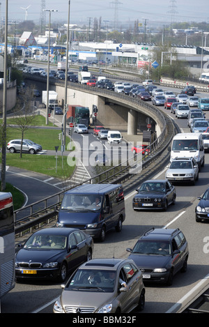 Stau auf der Bundesstraße b 9 in der Nähe von Koblenz, Rheinland-Pfalz, Deutschland, Europa Stockfoto