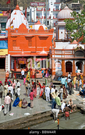 Pilger, Baden im Fluss Ganges. Haridwar. Uttarakhand. Indien Stockfoto