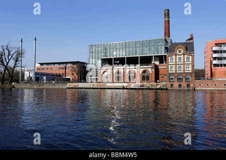 Radialsystem V, Kulturraum und Ibis Hotel an der Spree entlang, Berlin, Deutschland, Europa Stockfoto